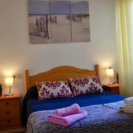 4 Tiny Beach Apartament *